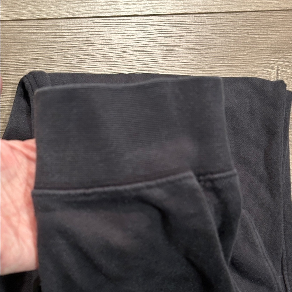 Nike Kids Black Sweatpants - Picture 3 of 4